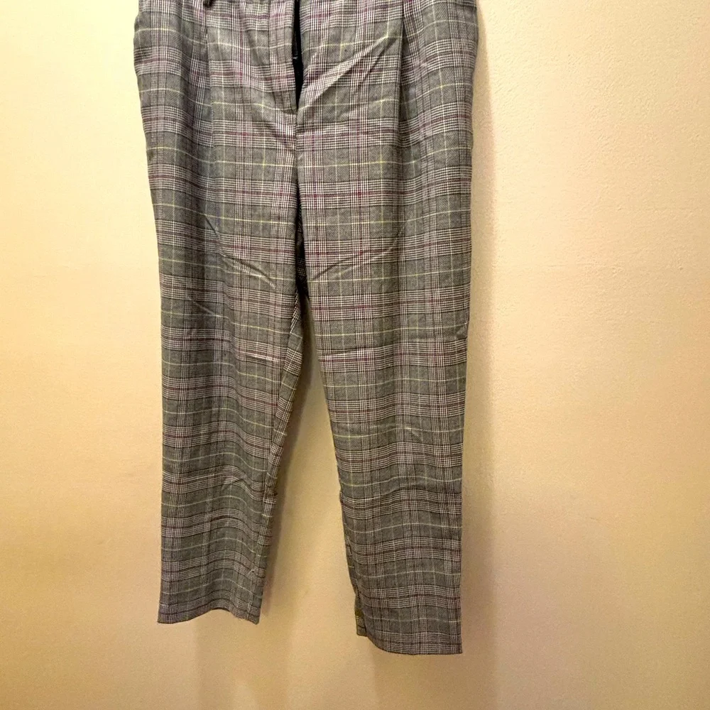 Vince Camuto - Picture 9 of 9